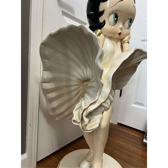 RARE!! COLLECTIBLE BETTY BOOP 3 FEET TALL LARGE STATUE IN MARILYN MONROE POSE - Picture 3 of 16
